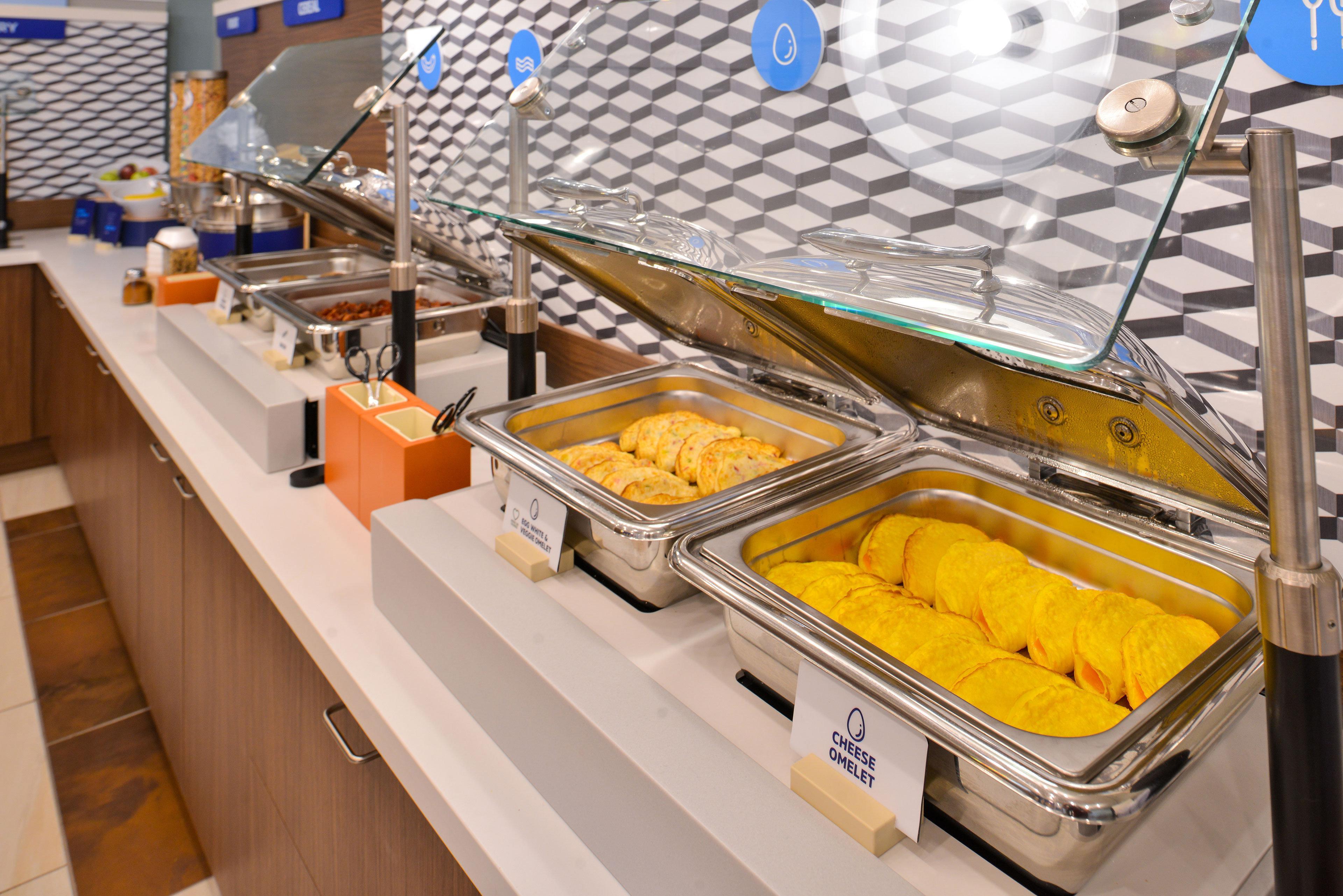 Holiday Inn Express & Suites - Medford By Ihg Екстер'єр фото
