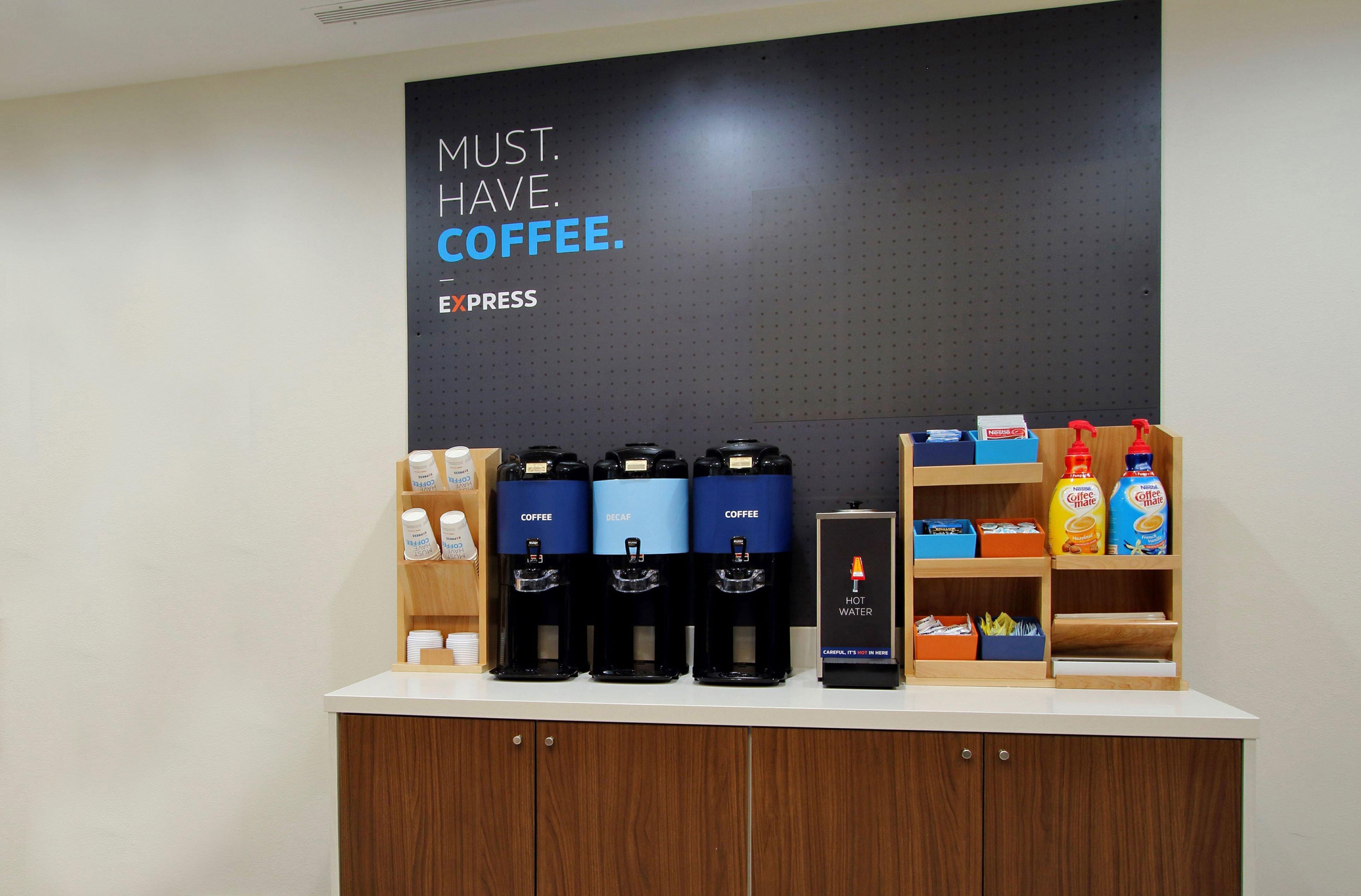 Holiday Inn Express & Suites - Medford By Ihg Екстер'єр фото