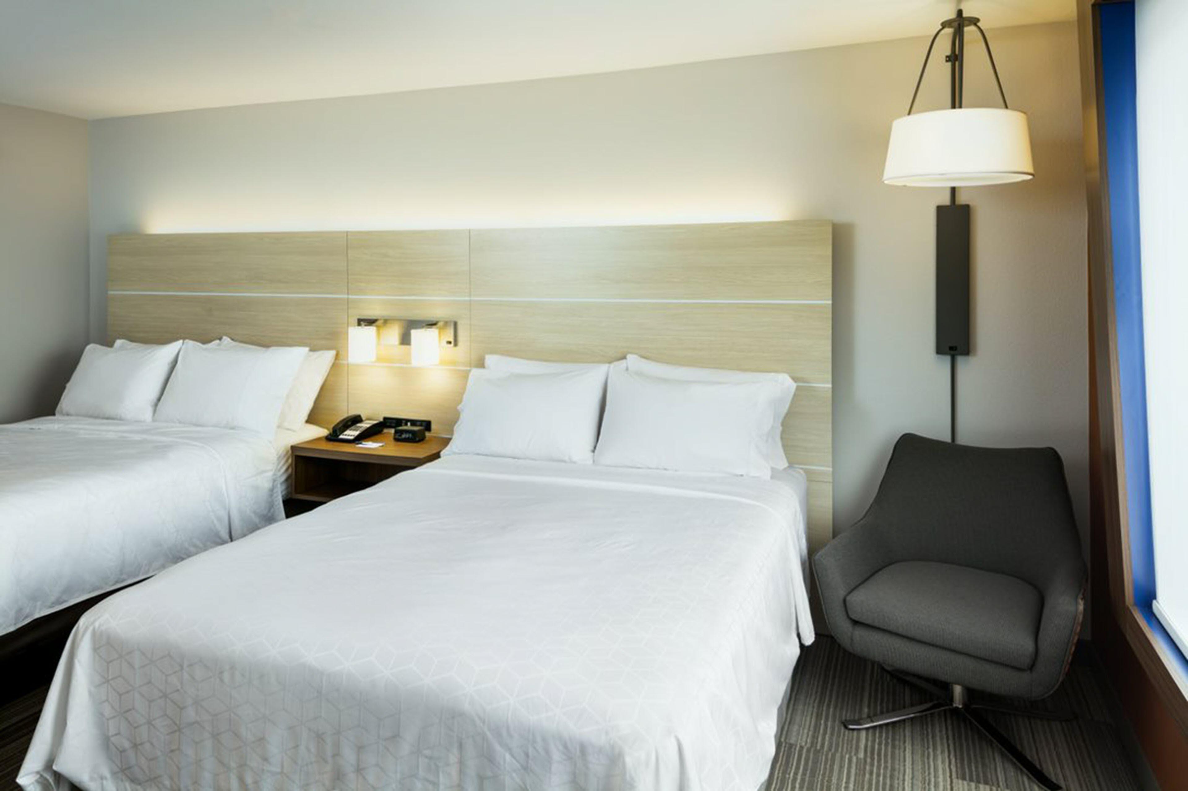 Holiday Inn Express & Suites - Medford By Ihg Екстер'єр фото