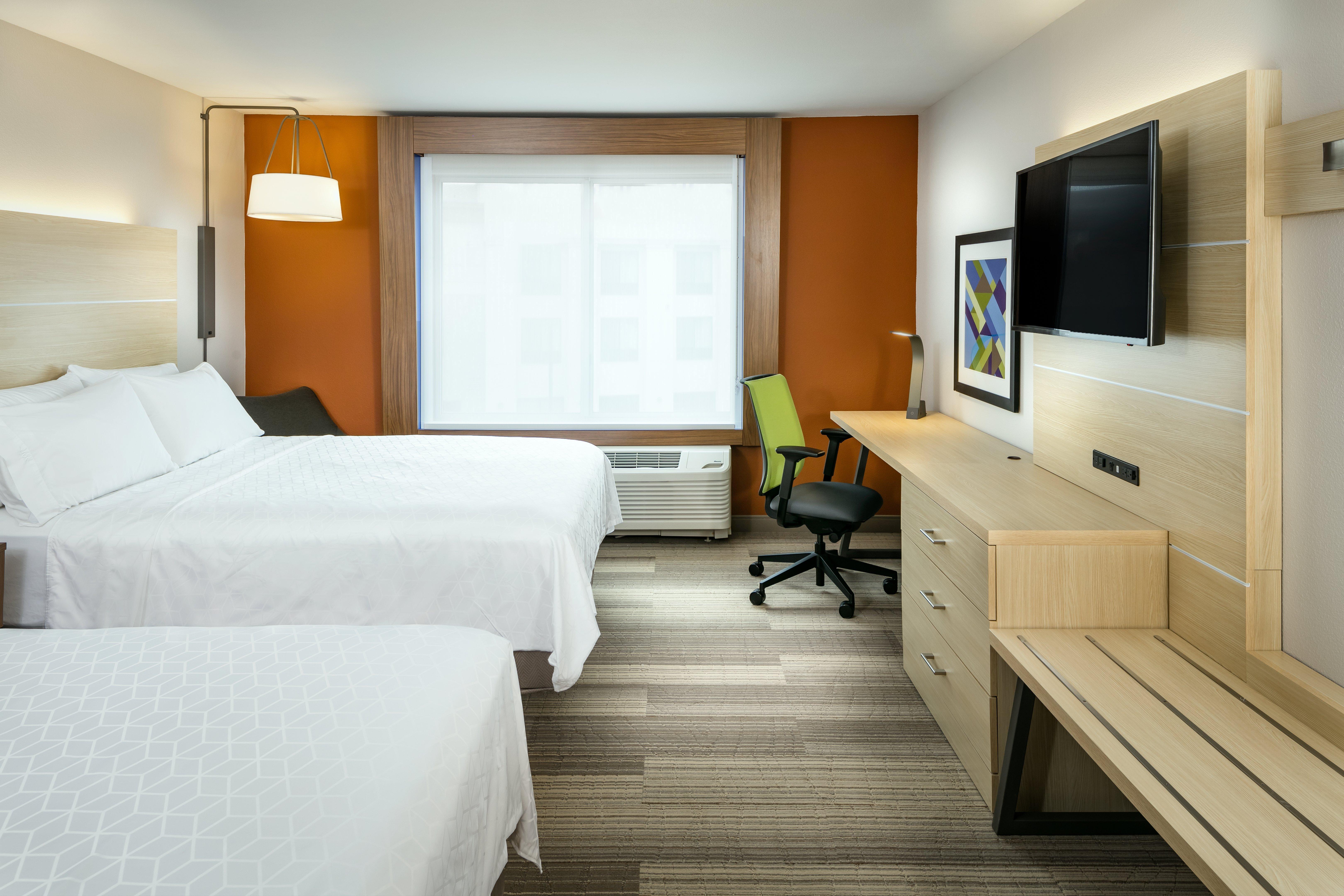 Holiday Inn Express & Suites - Medford By Ihg Екстер'єр фото