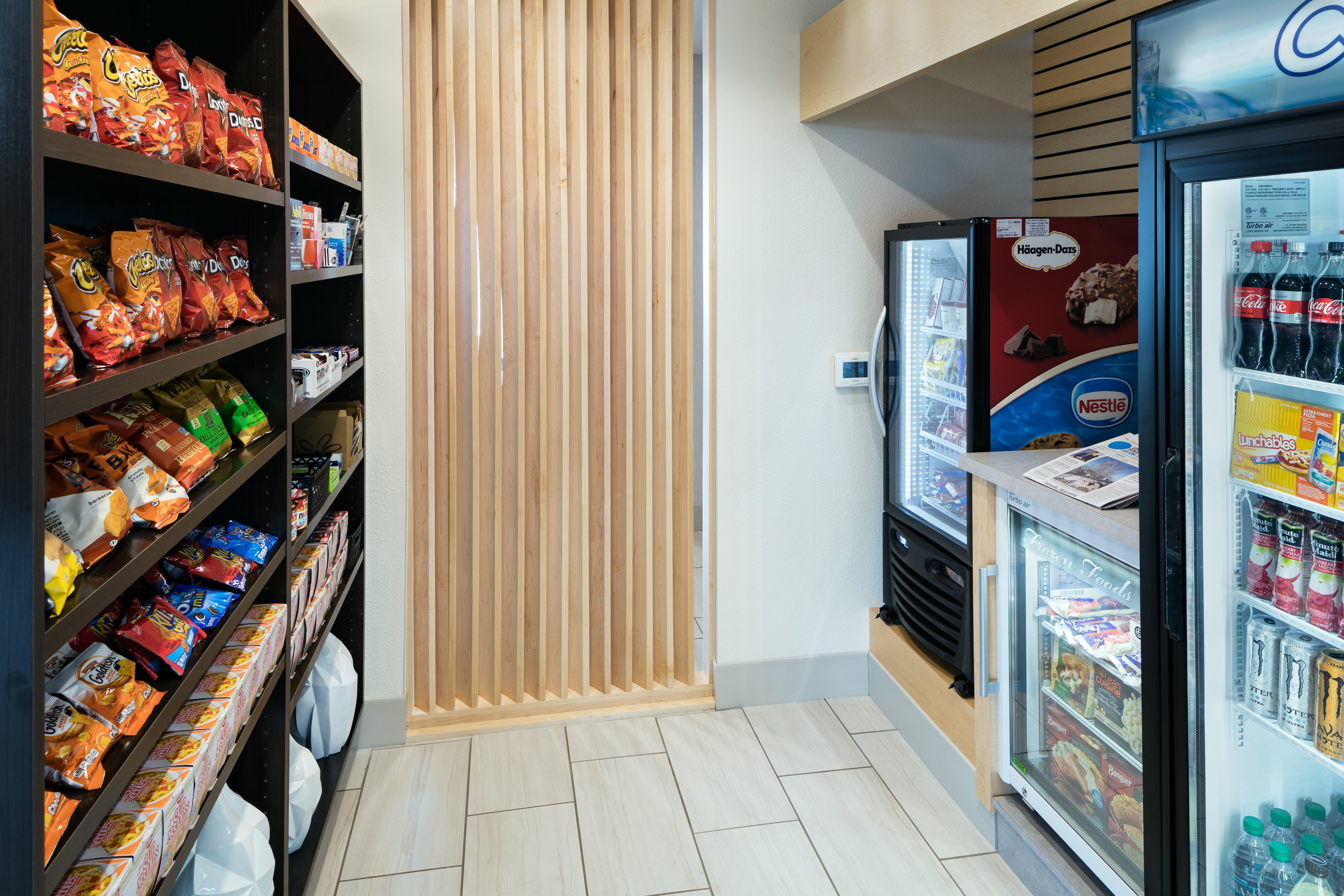 Holiday Inn Express & Suites - Medford By Ihg Екстер'єр фото